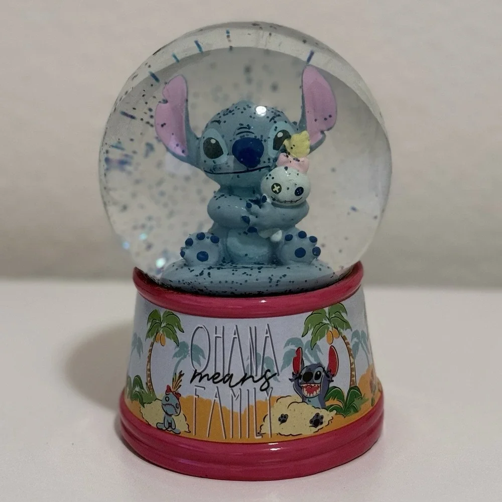 Disney Lilo & Stitch Ohana Light-Up Snow Globe Swirling Glitter NEW/SEALED